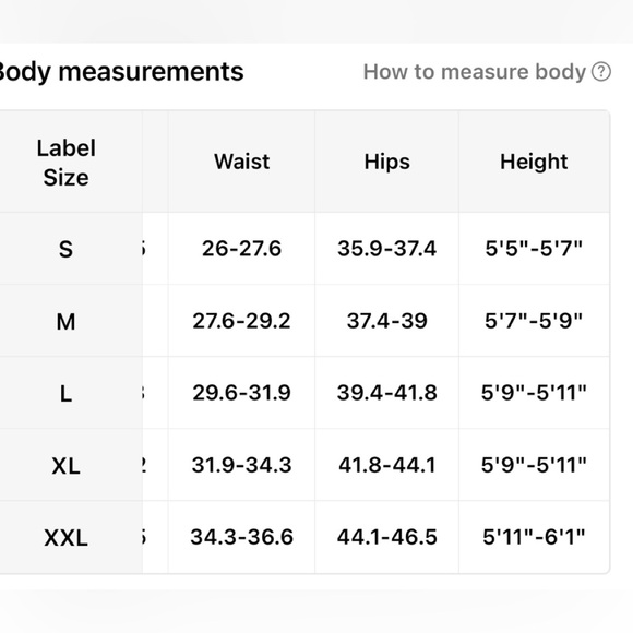 Geometric Black and White Bodycon Dress - Picture 6 of 6